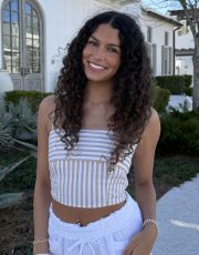 Ava Leon